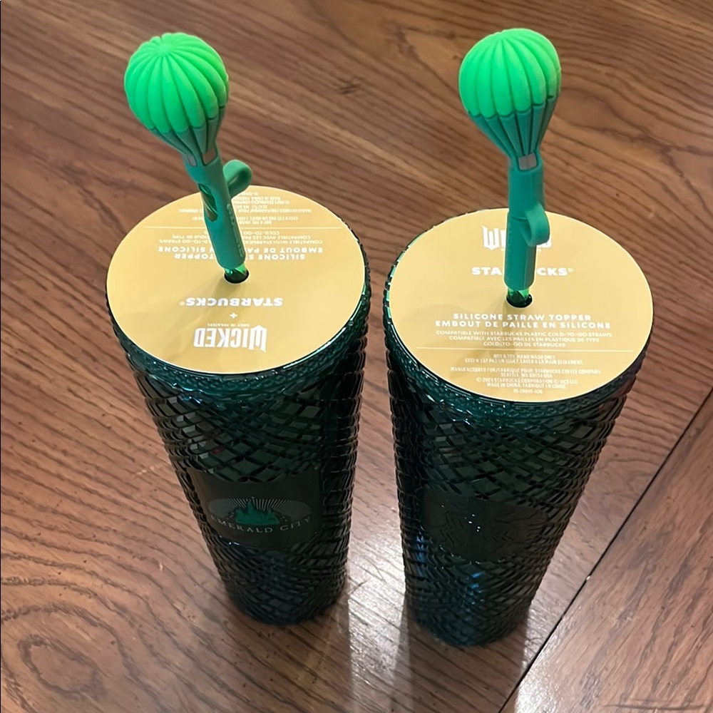 Starbucks Wicked Emerald Tumbler with Balloon Straw Toppers, NWT